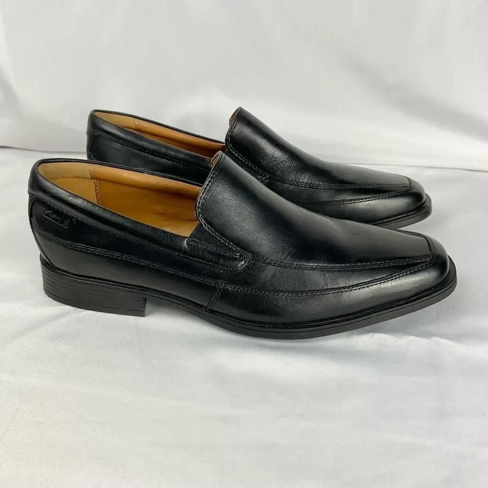 Clarks slipon loafers